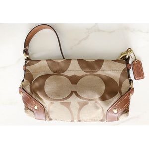 NWOT Coach Carly Hobo Bag